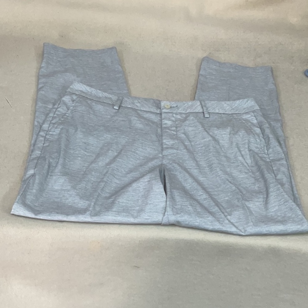 EUC Mens Puma pants